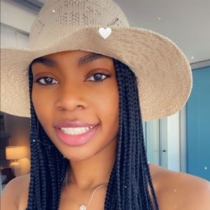 Meet your Posher, Kiara